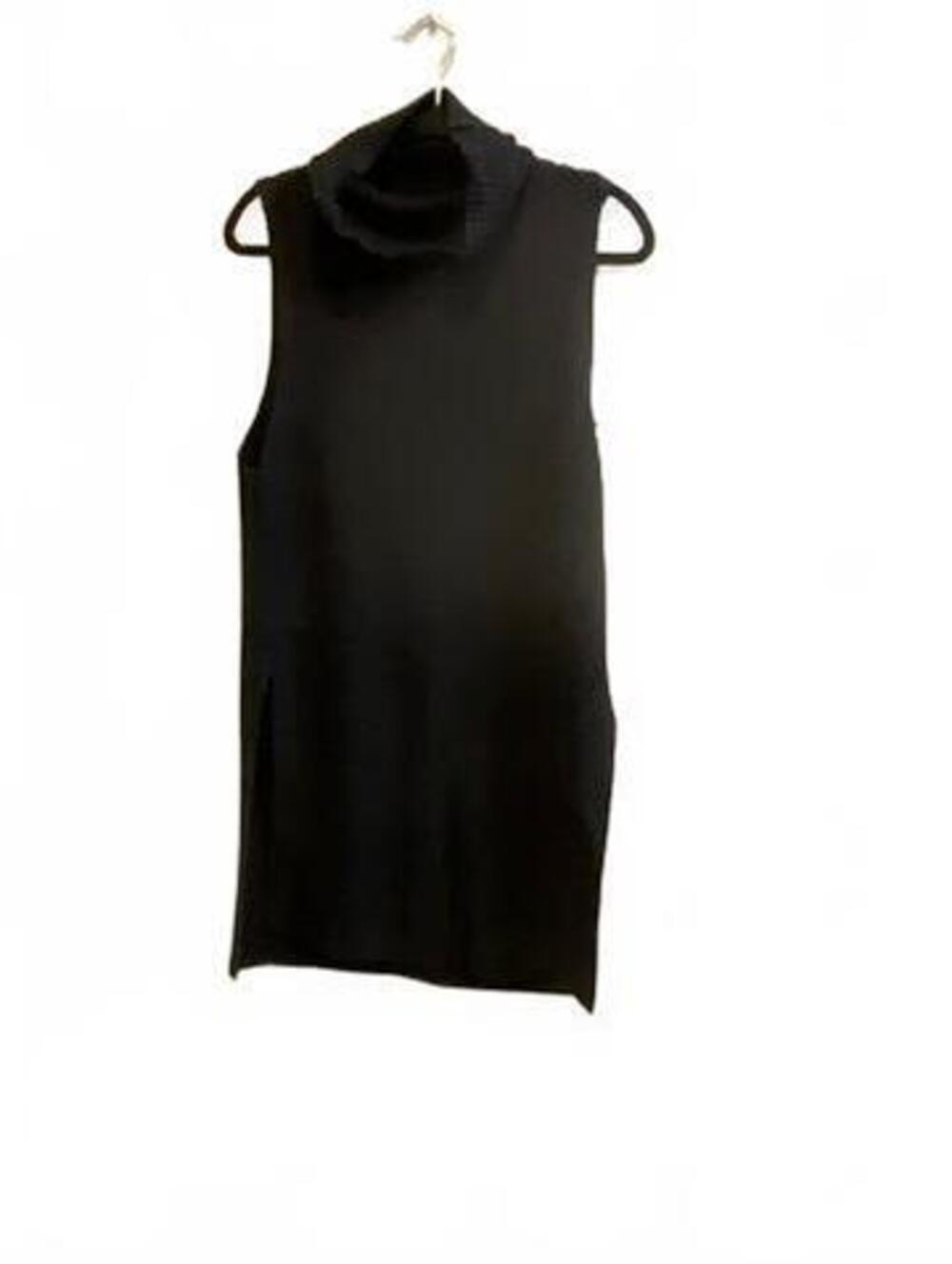 Pendelton Women's Whim Gazette Mock-Neck Black Medium Sleeveless Top